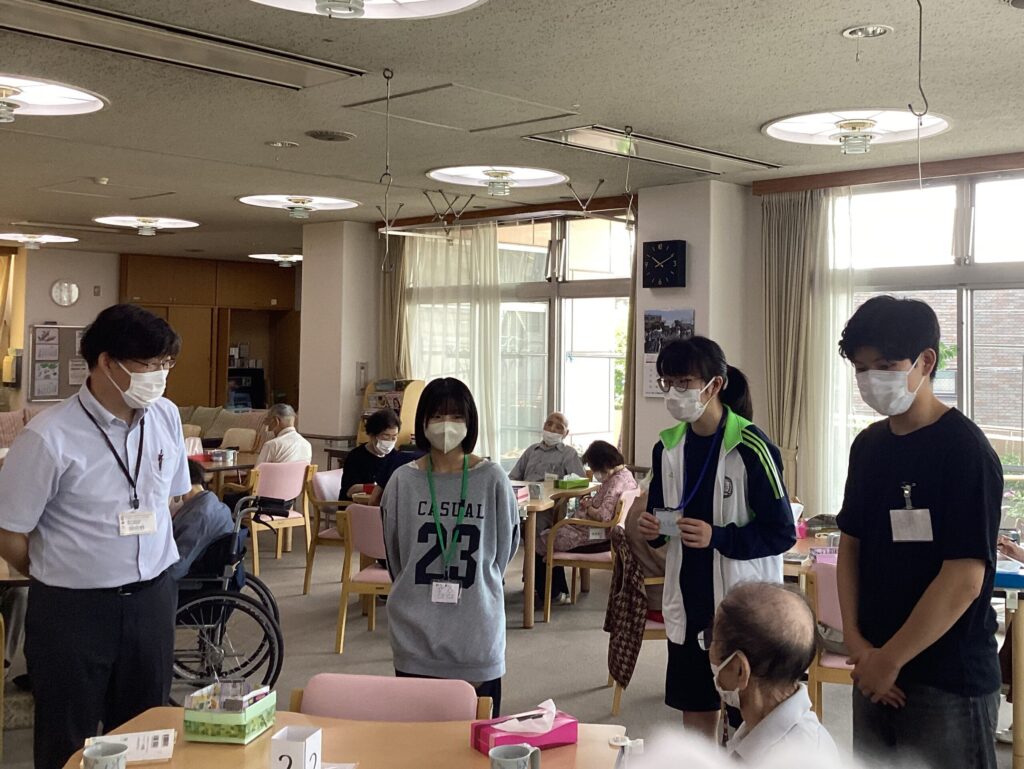 高齢者施設ボランティア