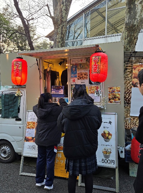 放課後の時間、スイーツが胃に沁みました。